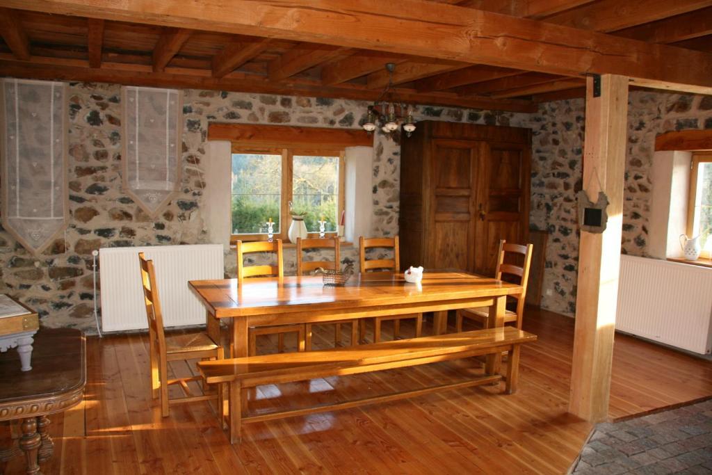 Chambres D'Hotes La Cime Beaujolaise Poule-lès-Écharmeaux Buitenkant foto
